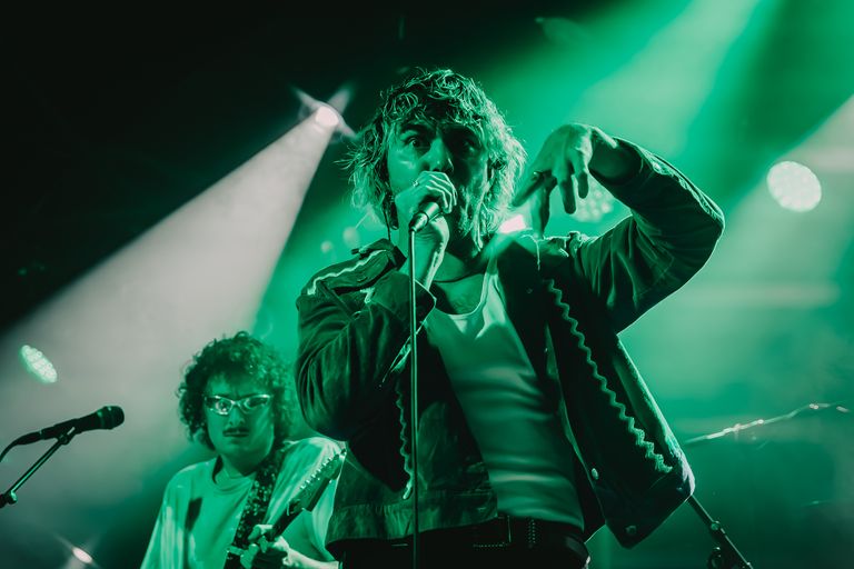 Selve performing live at The Gov in Adelaide 